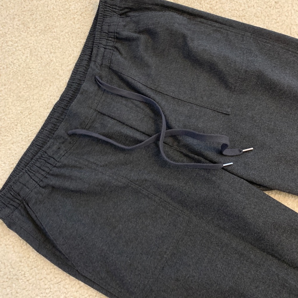 Like New Grey Capris